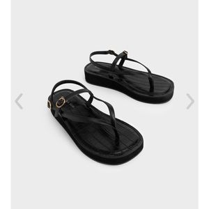 Charles & Keith - Strappy Flatform Thong Sandals size 8